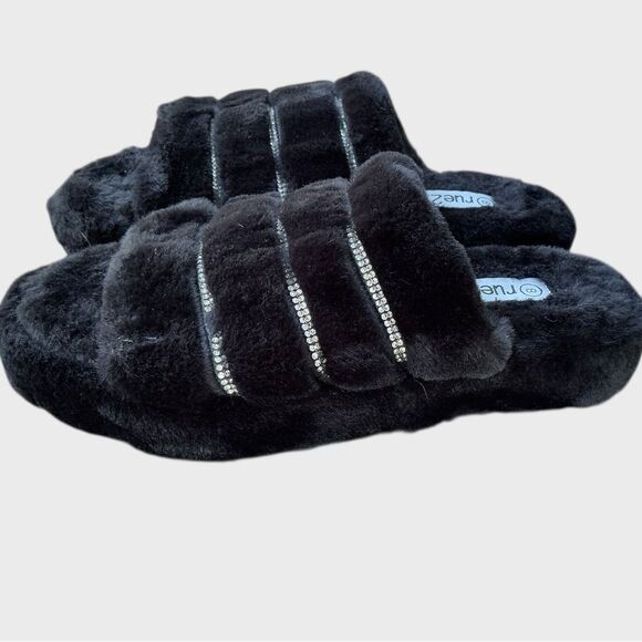 Black Faux Fur Slippers Rue21 | Women’s Size 8 - Picture 7 of 9
